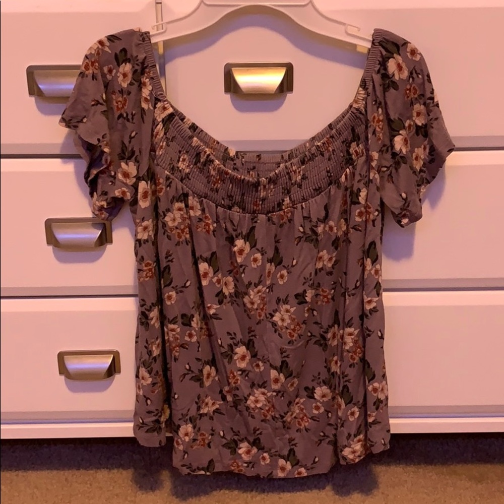 American Eagle off the Shoulders